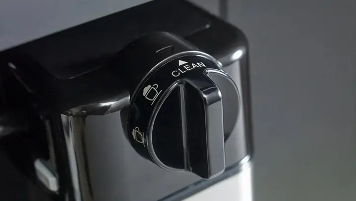 Кофемашина Asko CMB64GS с TFT-дисплеем и 13 степенями помола — изображение 7